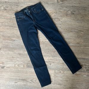 Abercrombie & Fitch Low Rise Skinny Jeans